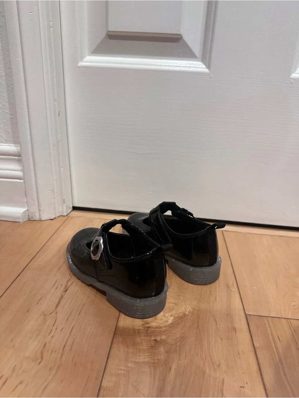 GAP Black Patent Mary Jane Shoes with Silver Buckle